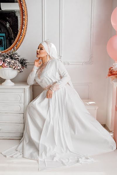 婚礼摄影师Olga Kharlashina（cuhina）。2020 4月9日的照片