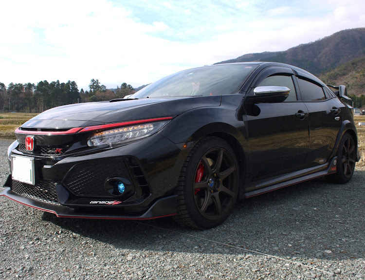 シビックタイプRのDIY・ブリ尻・ぷちMT・洗車・ドライブに関するカスタム事例の投稿画像1枚目