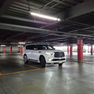 QX80
