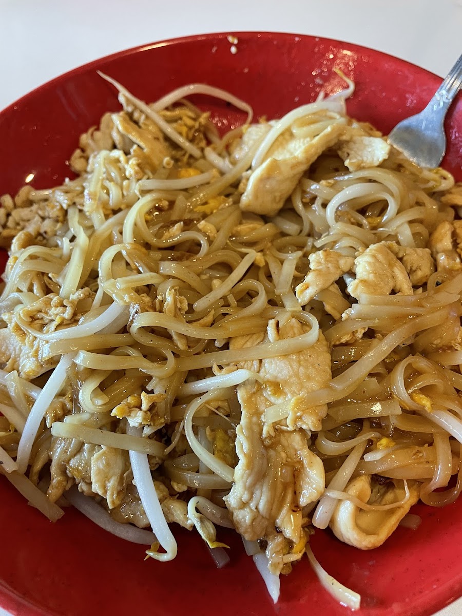 Chicken pad thai GF