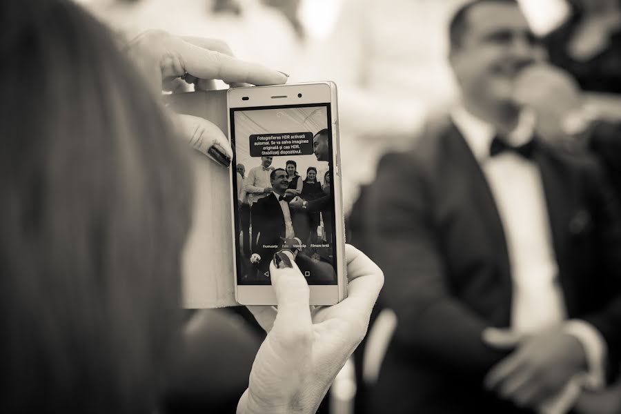 結婚式の写真家Sergiu Verescu (verescu)。2018 3月20日の写真