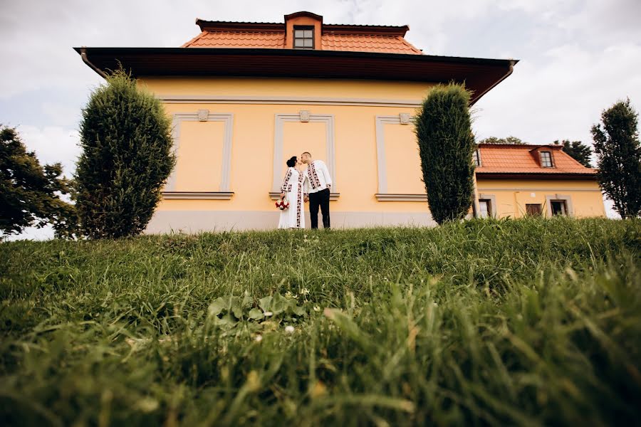 Wedding photographer Natalі Vasilchuk (natalyvasilchuc). Photo of 18 November 2020