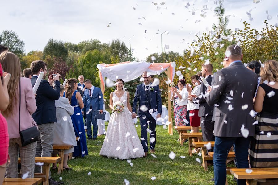 Fotografo di matrimoni Tünde Márton (martontundi). Foto del 2 marzo 2021