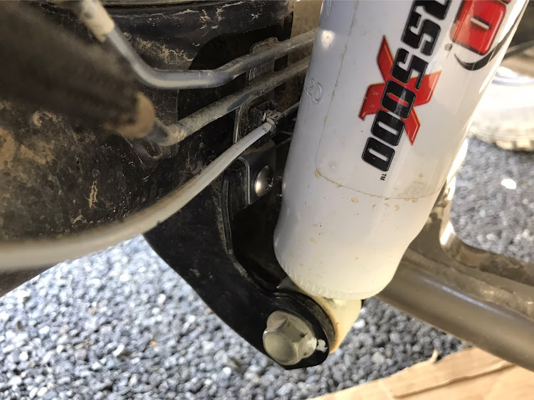 ジムニーシエラのジムニーシエラ・リフトアップ・スタビライザー撤去・デフブリーザーホースに関するカスタム事例の投稿画像4枚目