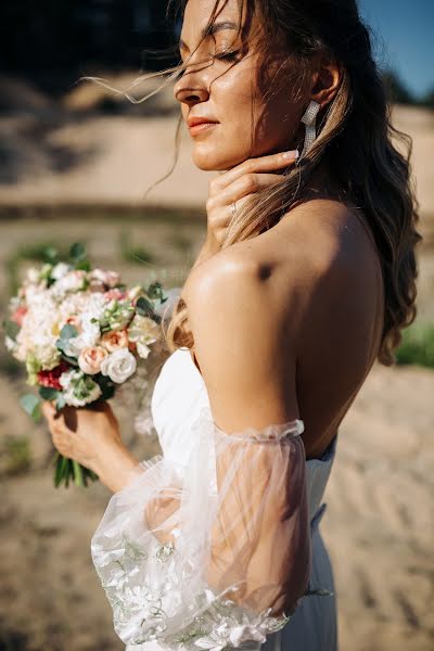 Fotógrafo de casamento Zhenya Ermakovec (ermakovec). Foto de 10 de fevereiro