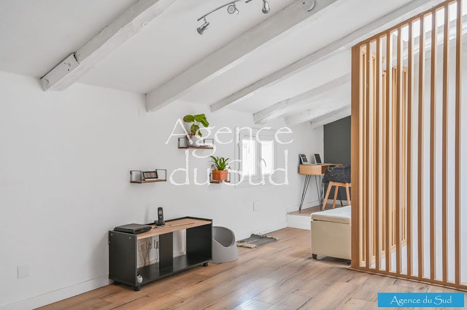 Vente appartement 2 pièces 76 m² à La Destrousse (13112), 150 000 €