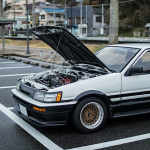 カローラレビン AE86