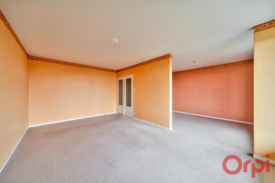 Vente appartement 3 pièces 80 m² à Macon (71000), 96 000 €