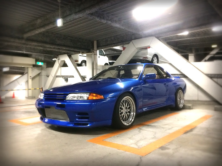 スカイライン GT-RのスカイラインGT-R・BNR32・r32gtr・BBS LM・ブルーに関するカスタム事例の投稿画像3枚目