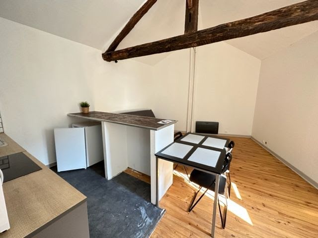 Location meublée appartement 1 pièce 45 m² à Limoges (87000), 500 €