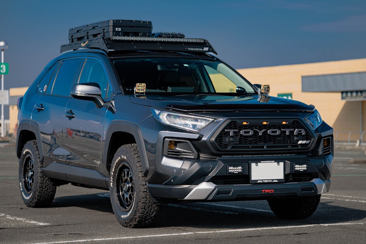 RAV4の今年もあとわずか・播州R4183・AVA GEAR・ストレージボックスに関するカスタム事例の投稿画像5枚目