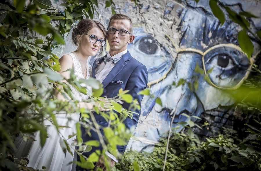 Fotógrafo de casamento Tomasz Cygnarowicz (tomaszcygnarowi). Foto de 2 de setembro 2017