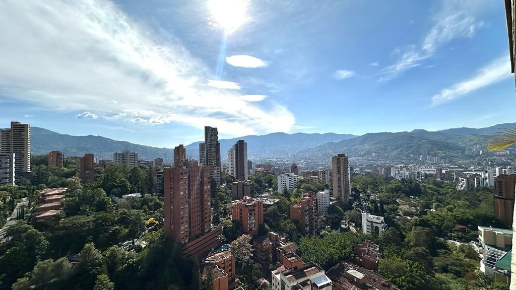 Apartamento para Arriendo en Poblado