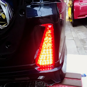 ノア ZRR80W