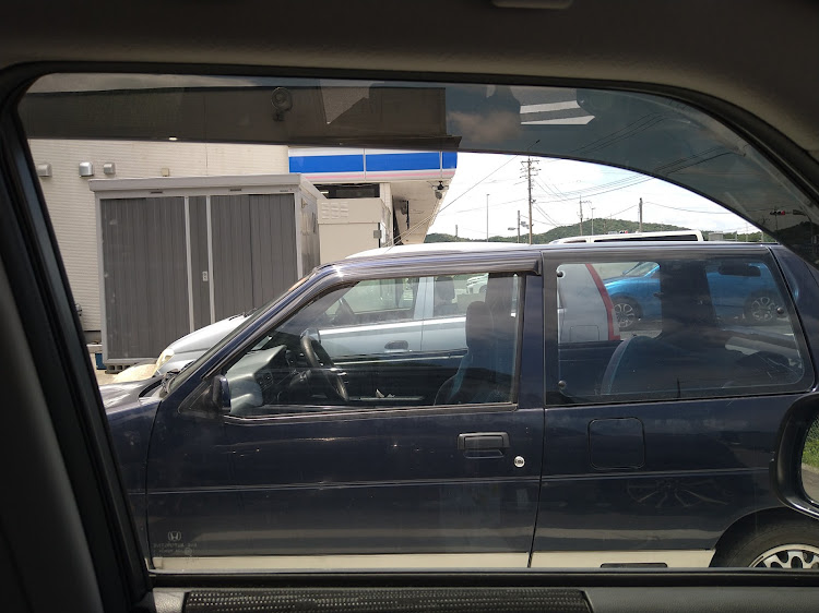 N-ONEのCＲ22sアルトworks i.e.・かっこイイ・最近このぐらい低い軽自動車無くなりましたね。・どうも知的障害です。勝手にコラボ・私もこの時代で大人になりたかったに関するカスタム事例の投稿画像2枚目