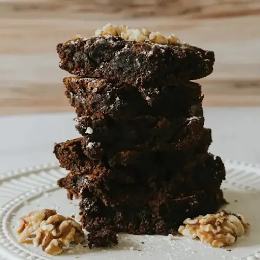 Eggless Walnut Brownie