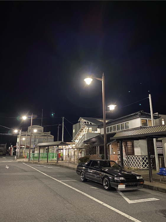 スカイラインのR31・コラボ撮影・丸目四灯・直列6気筒に関するカスタム事例の投稿画像3枚目