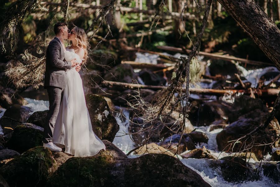 Fotógrafo de casamento Roman Yuklyaevskiy (yuklyaevsky). Foto de 21 de junho 2022