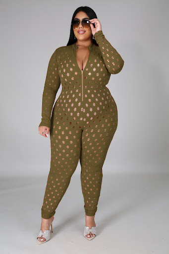 Title 10, Plus size womens clothing for curvy women. Fin...