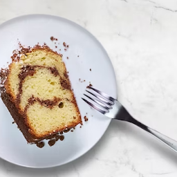 Cinnamon Creme Cake Slice