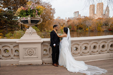 Fotógrafo de casamento Olga Roskina (fotozaz). Foto de 18 de abril 2022