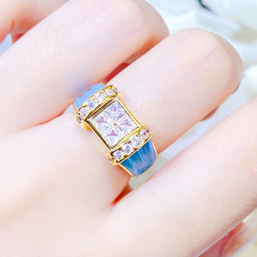 Title 3, Womens Colored Drip Glaze Peach Heart Ring Uni...
