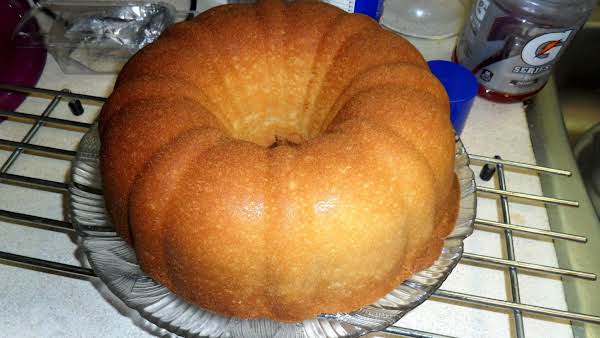 Simply Amazing Bundt Cake_image