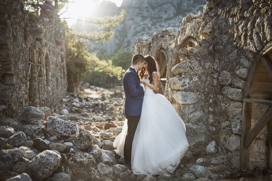 Fotografo di matrimoni Arif Akkuzu (arif). Foto del 19 giugno 2017