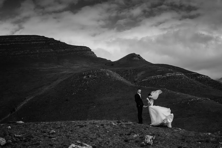 Wedding photographer Maks Kerzhencev (maxkerzh). Photo of 2 May 2016