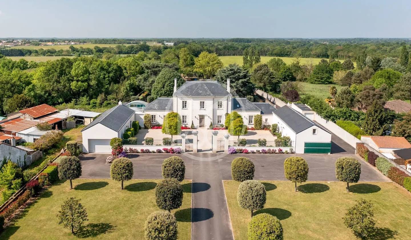 House with pool Les Sorinières