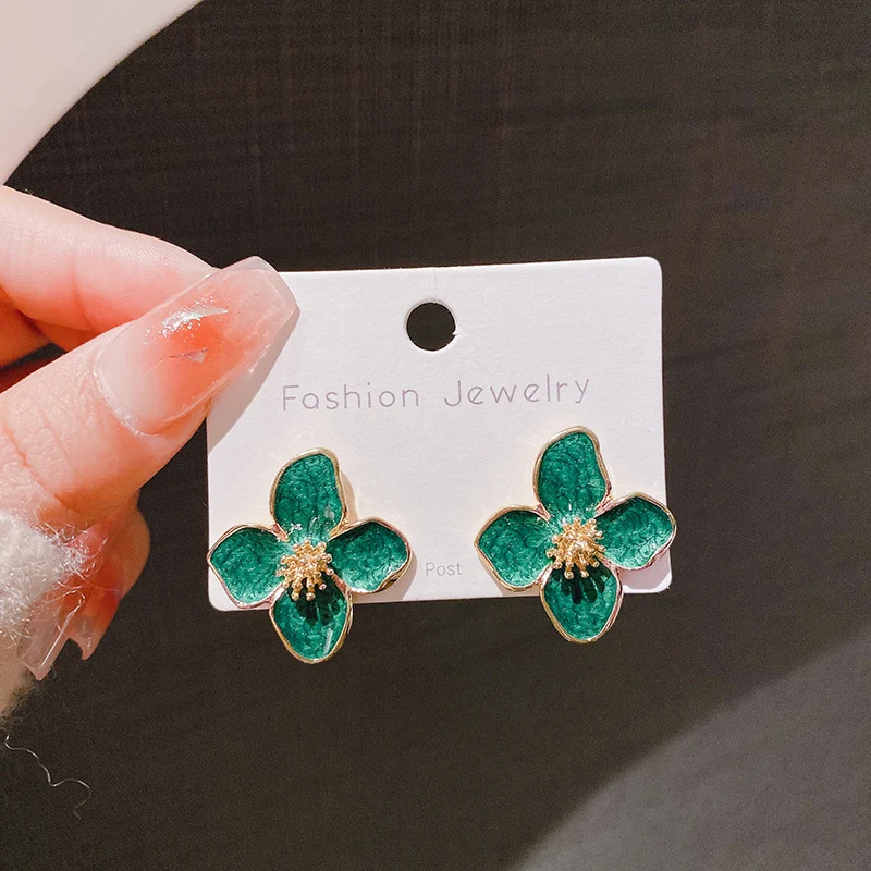 Boucles d'oreilles rétro françaises en argent 925 avec fleur d'hibiscus – L'élégance intemporelle pour sublimer votre style.