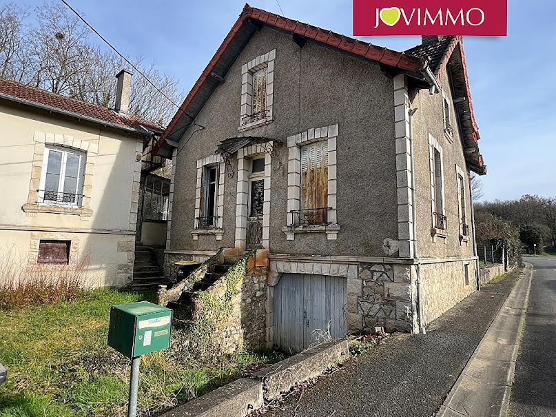 Vente maison 6 pièces 174 m² à Civaux (86320), 117 000 €