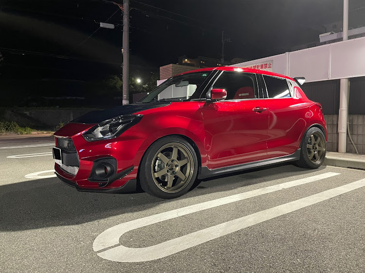 スイフトスポーツのスイフトスポーツ・zc33s・洗車・スイスポ・ドライブに関するカスタム事例の投稿画像1枚目