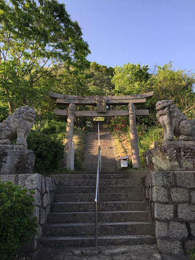 天津神社