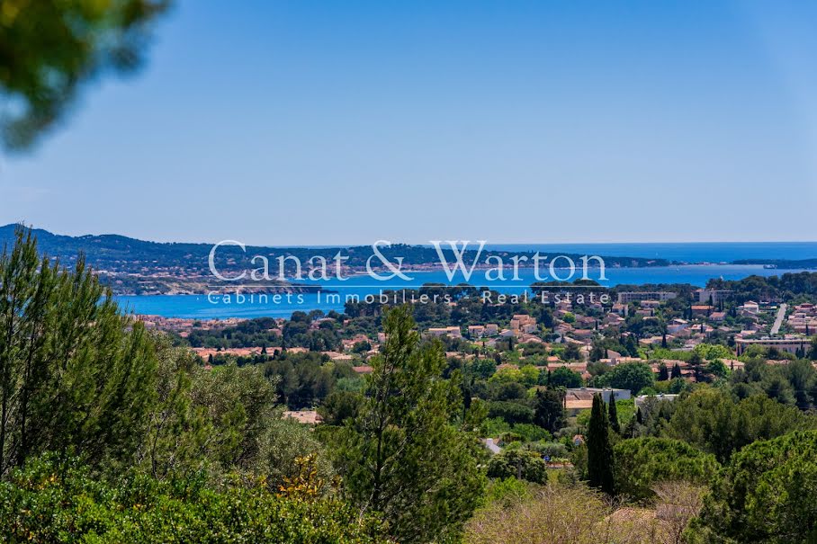 Vente villa 10 pièces 380 m² à Sanary-sur-Mer (83110), 1 660 000 €