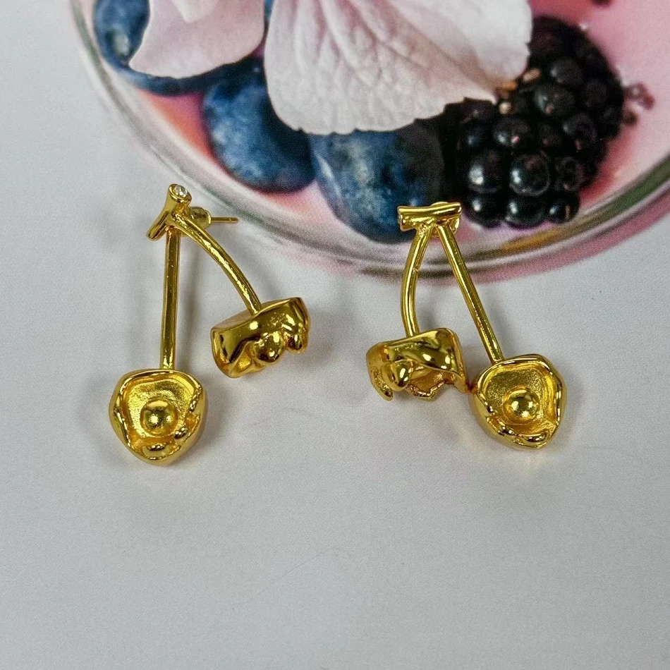 Pendientes duales plateados para mujer, moda versátil. Dos estilos en uno, perfectos para cualquier ocasión, realzan tu look con elegancia y brillo.