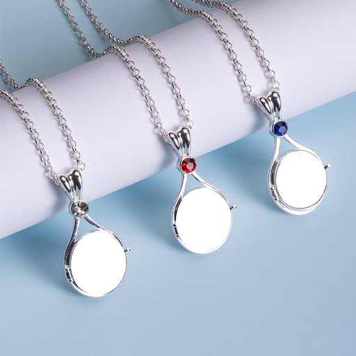 Title 1, Mermaid Shell Fashion Womens Necklace, a styli...