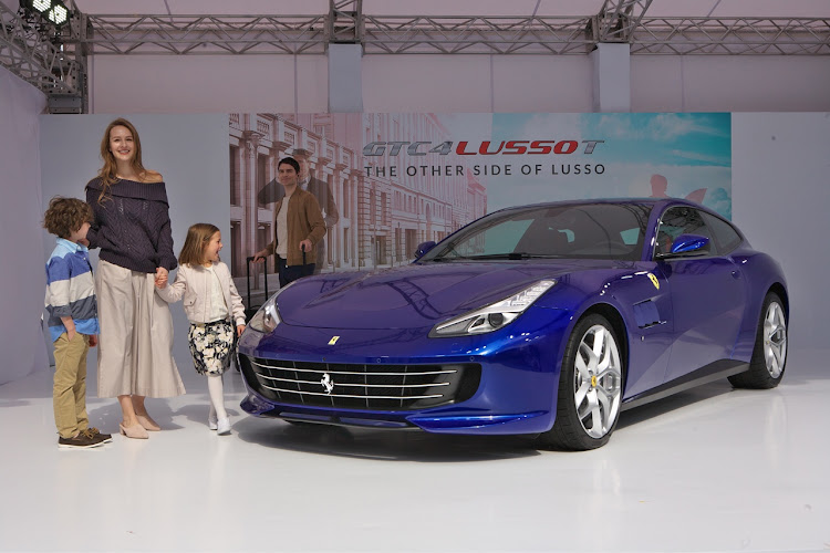 550マラネロの買い戻したいフェラーリマラネロ・F550マラネロ往年のビデオ・後輩ポルシェGT3に煽りまくられて・また欲しいフェラーリMT・無理だからフェラーリGTC4ルッソのミニカーに関するカスタム事例の投稿画像12枚目