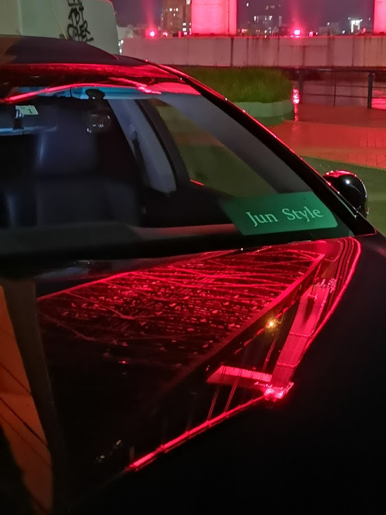 クラウンアスリートのJun Style・徘徊の帝王・福岡・CarTuneber・必殺スマホーンレフショット特集に関するカスタム事例の投稿画像2枚目