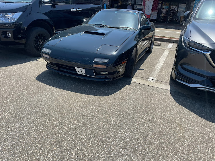 RX-7のGW・低そうで低くない少し低い車・新緑の季節・ドライブに関するカスタム事例の投稿画像1枚目