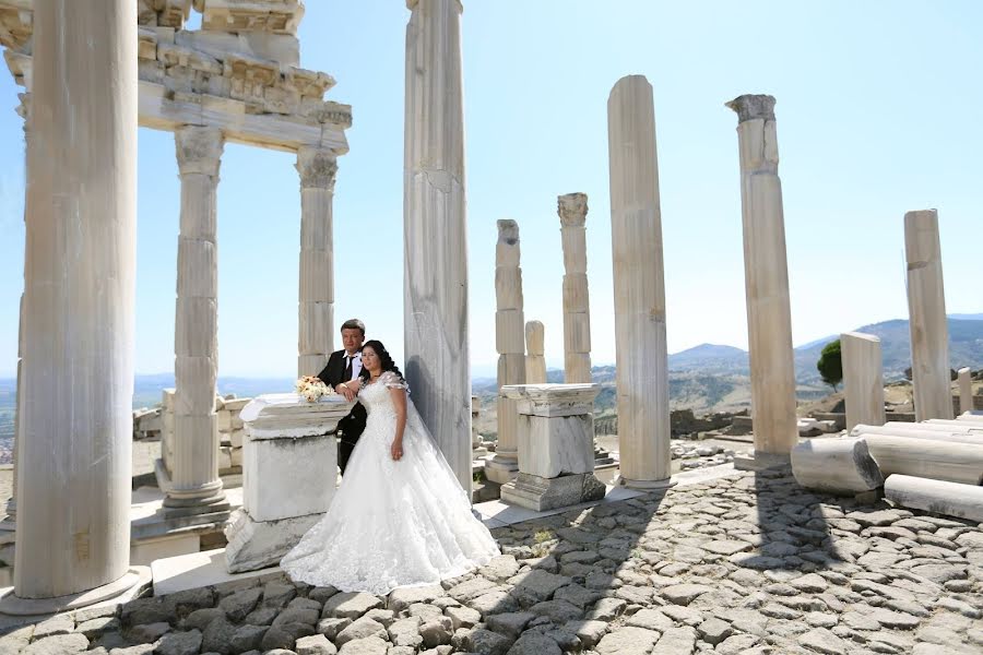 Fotografo di matrimoni Mustafa Dülgar (mustafadulgar). Foto del 12 luglio 2020