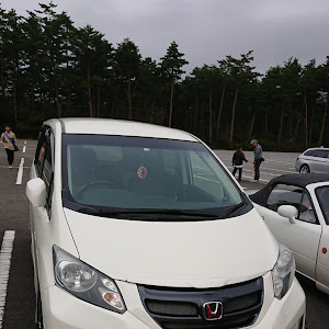 フリード GB3