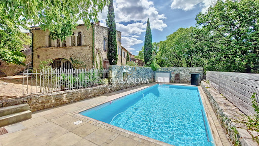 Maison avec piscine et terrasse 2