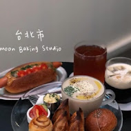 Moon Baking studio