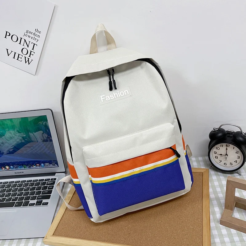 Damesrugzak in Japanse en Koreaanse stijl met grote capaciteit. Perfect voor dagelijks gebruik en reizen. Veel ruimte voor al je spullen. Stijlvol en praktisch design.