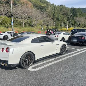 NISSAN GT-R R35