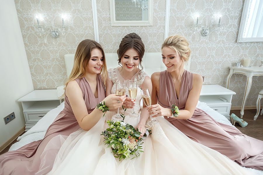 Wedding photographer Alesya Romanova (lesya). Photo of 12 April 2018