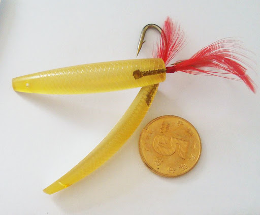 Title 10, Bow angle hook, big green needle, water mouse a...