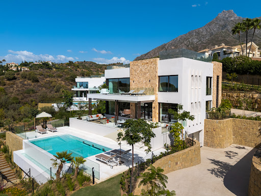 Villa 2