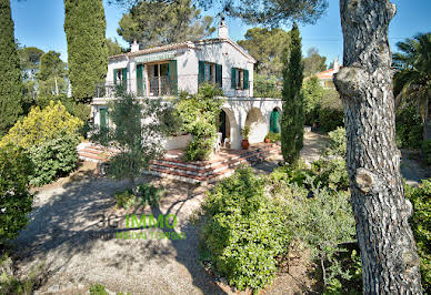 House with pool and terrace 19